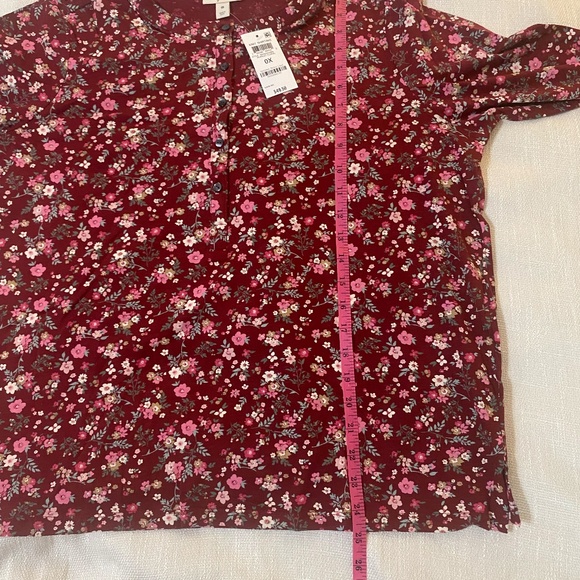 Burgundy Style & Co. Floral Top Size OX - Picture 8 of 9